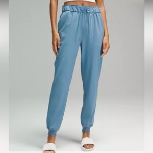 Lululemon Stretch High-Rise Jogger/ 2